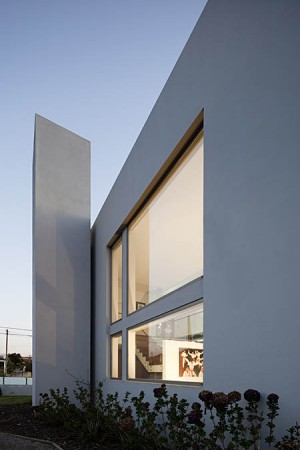 Casa Paramos / Atelier Nuno Lacerda Lopes (10)