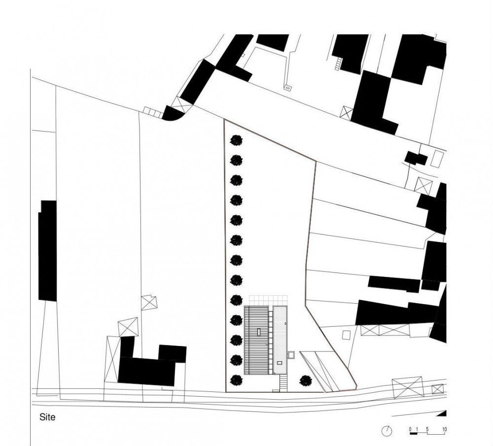 Casa Paramos / Atelier Nuno Lacerda Lopes
