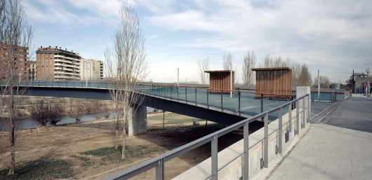 Passarela para pedestres sobre o rio Segre, Lleida / Ravetllat Ribas Arquitectos (7)