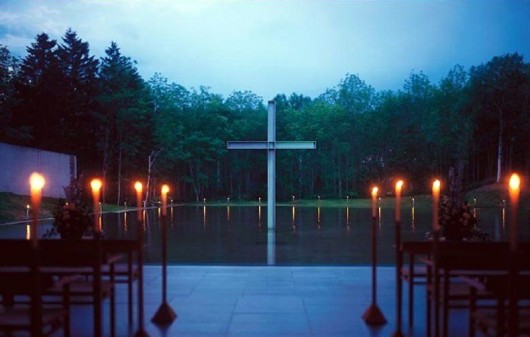 Clássicos da Arquitetura: Igreja sobre a Agua / Tadao Ando (8)