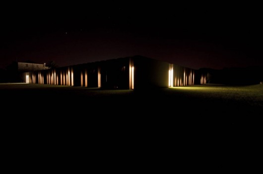 Lar Casa de Magalhães / Atelier Carvalho Araújo (10)