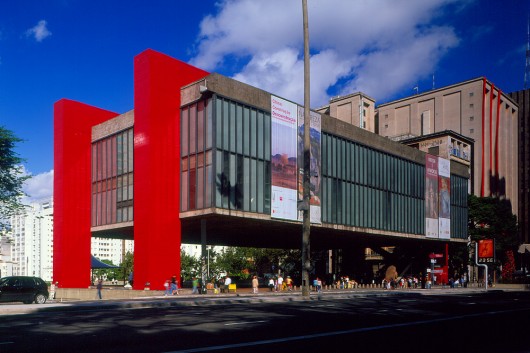 Clássicos da Arquitetura: MASP / Lina Bo Bardi © Pedro Kok