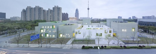 Youth Center of Qingpu / Atelier Deshaus (24)