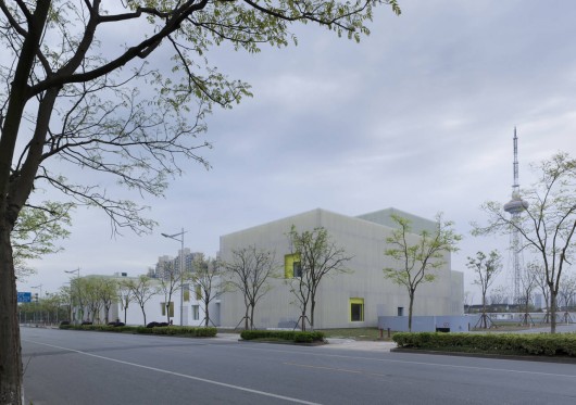 Youth Center of Qingpu / Atelier Deshaus (22)