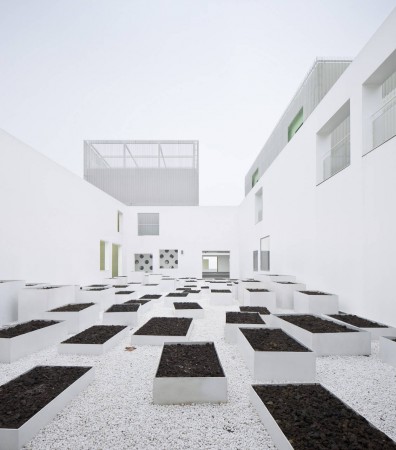 Youth Center of Qingpu / Atelier Deshaus (17)