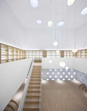 Youth Center of Qingpu / Atelier Deshaus (9)