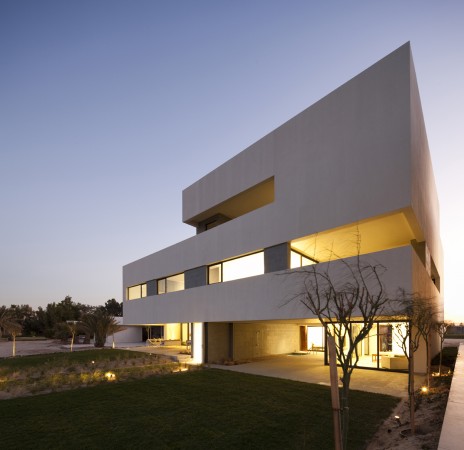 Chalé S Cube / AGi architects (3)