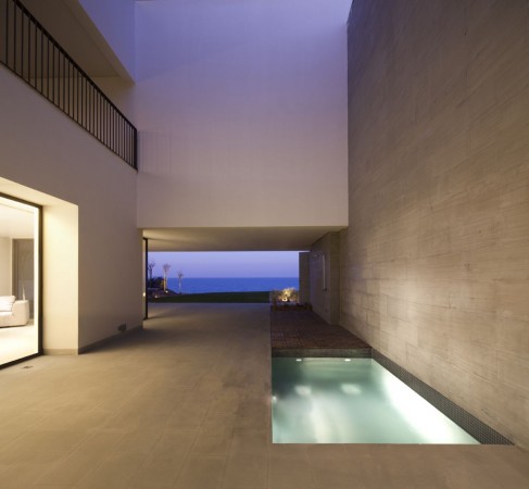 Chalé S Cube / AGi architects (2)