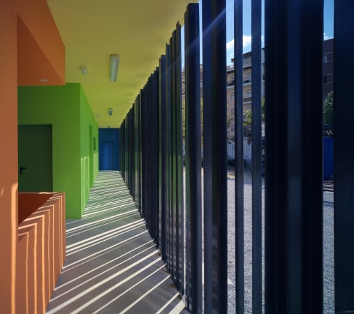 Vestiários e pistas esportivas / GANA Arquitectura (8)