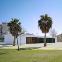Vestiários e pistas esportivas / GANA Arquitectura (3) © Jesús Granada