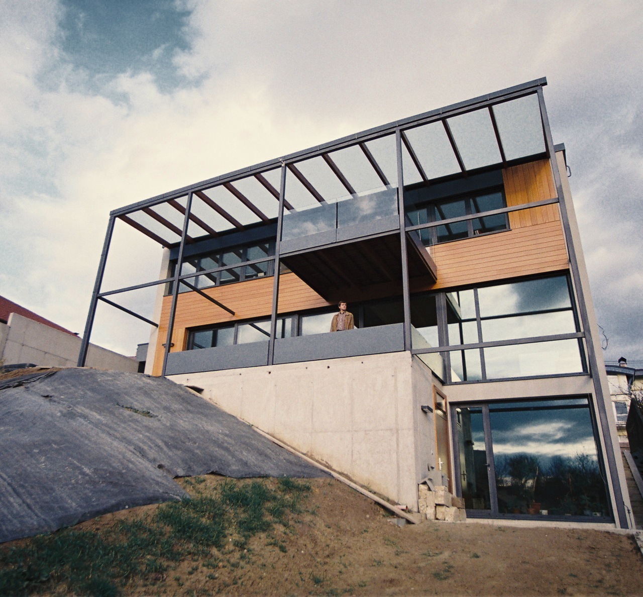 © Cortesia de Architektonicke Studio Atrium © Cortesia de Architektonicke Studio Atrium