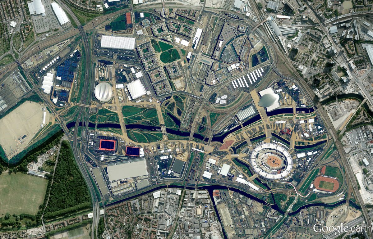 Parque e Vila Olimpíca no Google Earth e Maps (click para ver a imagem em tamanho real) Parque e Vila Olimpíca no Google Earth e Maps (click para ver a imagem em tamanho real)
