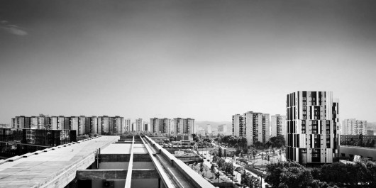 Edifício de Habitação Social / Roldán + Berengué (9)