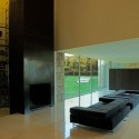 Casa em Brito / Topos Atelier de Arquitectura (5) © Xavier Antunes