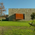 Casa em Brito / Topos Atelier de Arquitectura (1) © Xavier Antunes