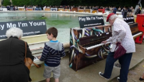 Via “Play me, I’m yours” (22)