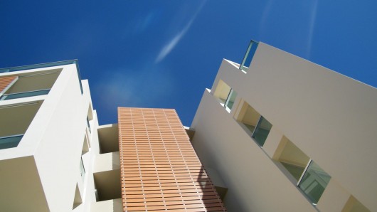 Edifício em Portimão / Carlos Dias Pereira (18)