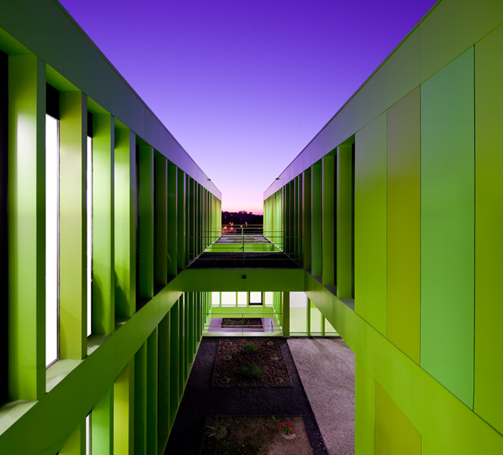 Madan Park Building / PPST Arquitectura Madan Park Building / PPST Arquitectura