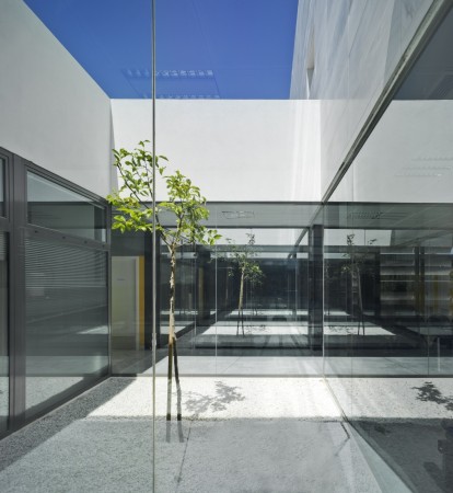 Centro de Saúde Mediterrâneo Norte / Ferrer Arquitectos (15)