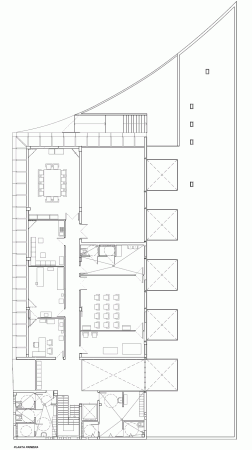 Centro de Saúde Mediterrâneo Norte / Ferrer Arquitectos (4)