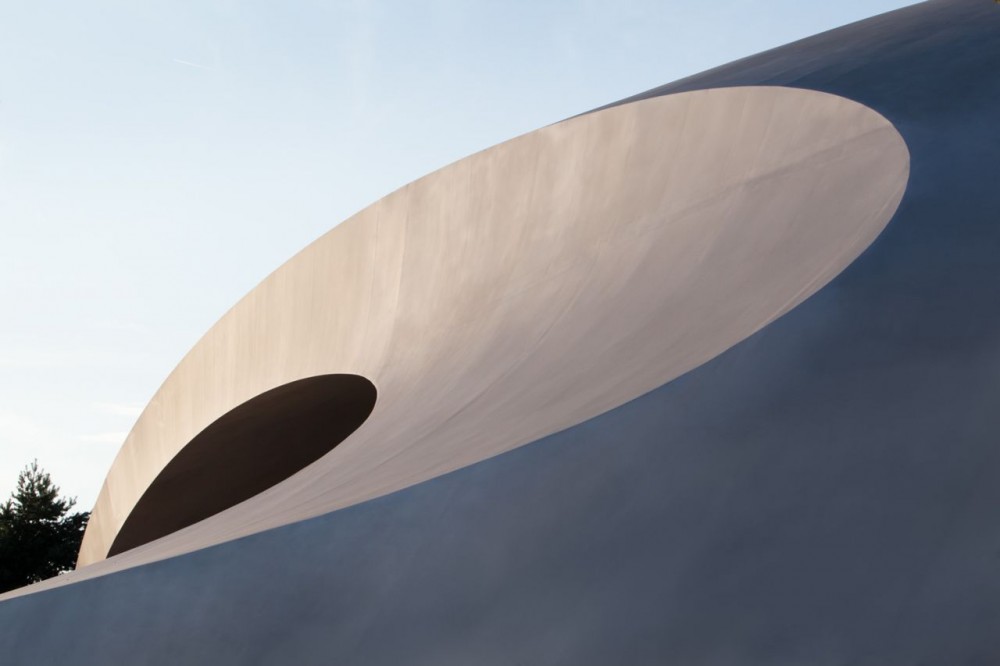 Pavilhão Porsche na Autostadt em Wolfsburg / Henn Architekten