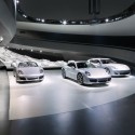 Pavilhão Porsche na Autostadt em Wolfsburg / Henn Architekten (7) © HG Esch