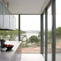 Casa na Foz do Arelho / Alexandre Burmester Arquitectos Associados (27) © Barbosa e Benigno