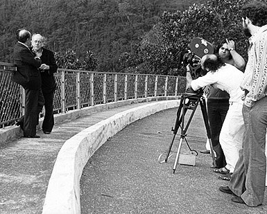 Oscar Niemeyer, por Vinicius de Moraes