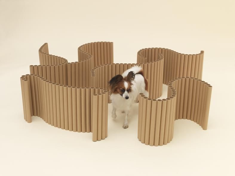 Arquitetura para Papillons, por Shigeru Ban. Fotos por Hiroshi Yoda, cortesia de Architecture for Dogs. Arquitetura para Papillons, por Shigeru Ban. Fotos por Hiroshi Yoda, cortesia de Architecture for Dogs.
