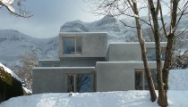 Villa préfabriqué in Collonges / Pierre-Alain Dupraz