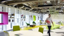© John Reynolds